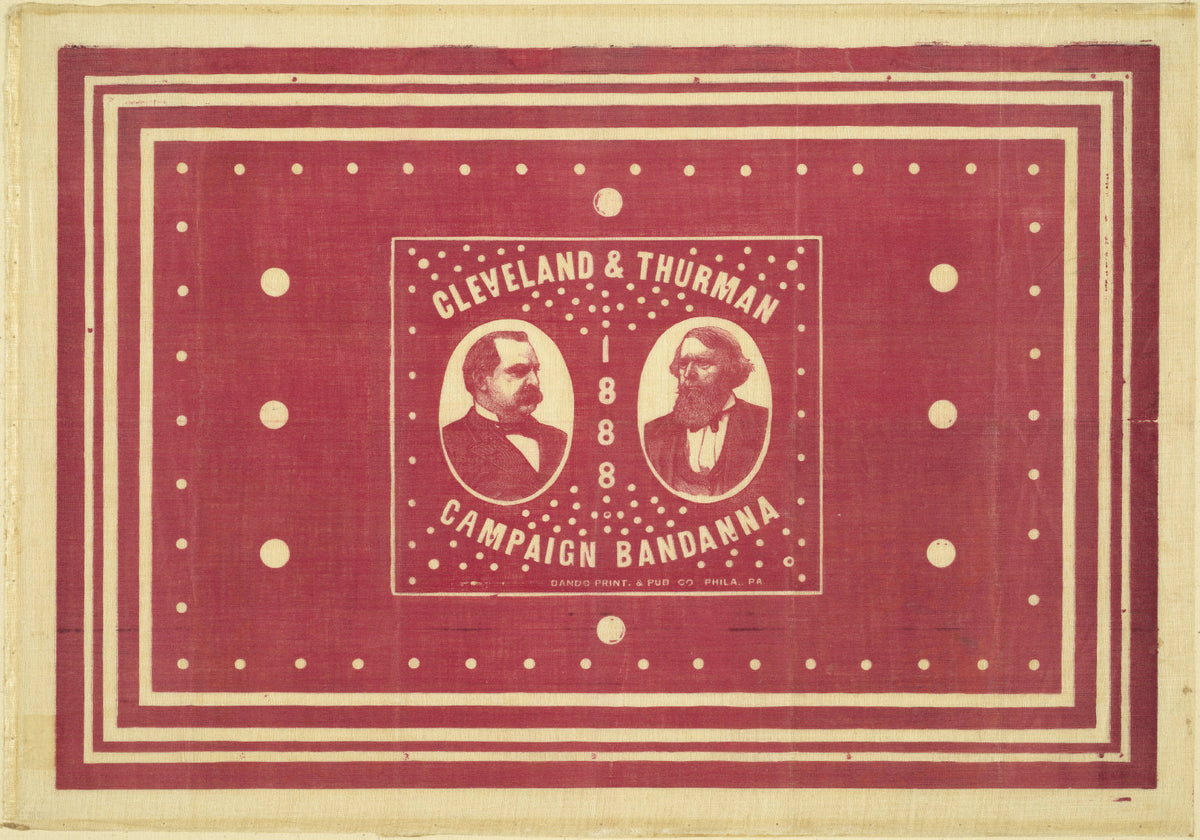 赤地の中央に Cleveland と Thurman の肖像と「1888 CAMPAIGN BANDANNA」の文字を刷った選挙バンダナ
